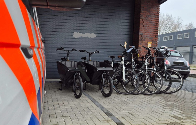 Politie neemt 19 gestolen en omgekatte fietsen in beslag bij invallen