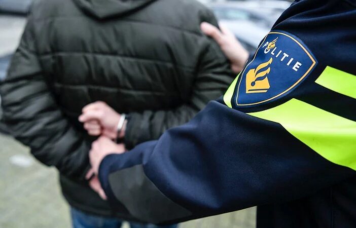 Verdachte (20) aangehouden na woningoverval op 97-jarige man in Alphen aan den Rijn