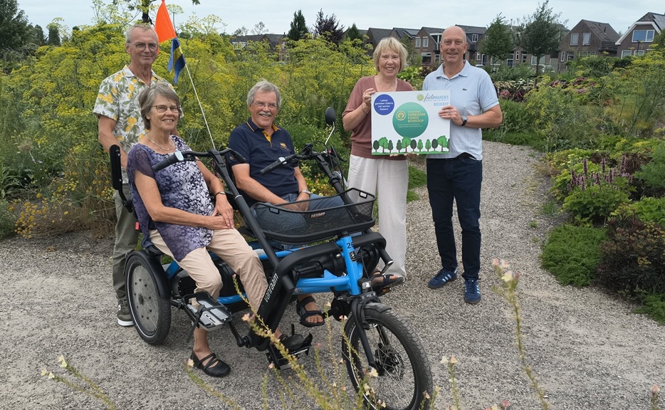 Fietsmaatjes Boskoop ontvangt vijfde duofiets dankzij schenking Verboom Fonds