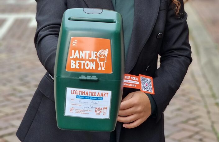 Langs de deuren voor Jantje Beton: helft van de collecte gaat naar Jeugdvakantieweek in Hazerswoude-