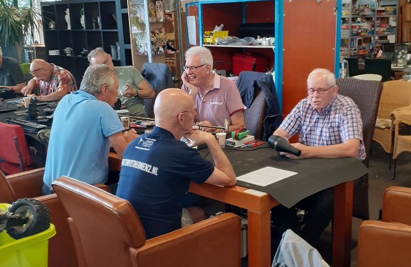 Repair_Cafe_Kringloop_Alphen.jpg