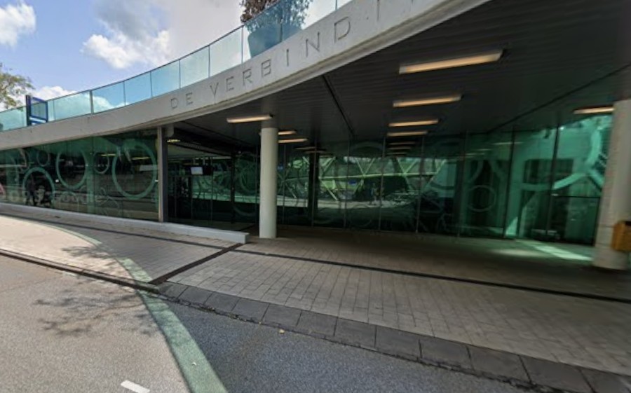 Aantal fietsdiefstallen bij station Alphen in een jaar verdubbeld: ‘Het loopt de spuigaten uit’