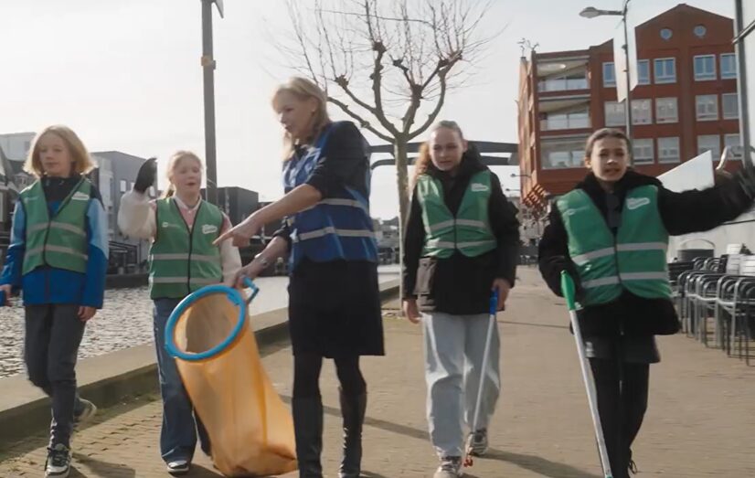 Grote opruimactie maakt Alphen aan den Rijn in één dag schoner