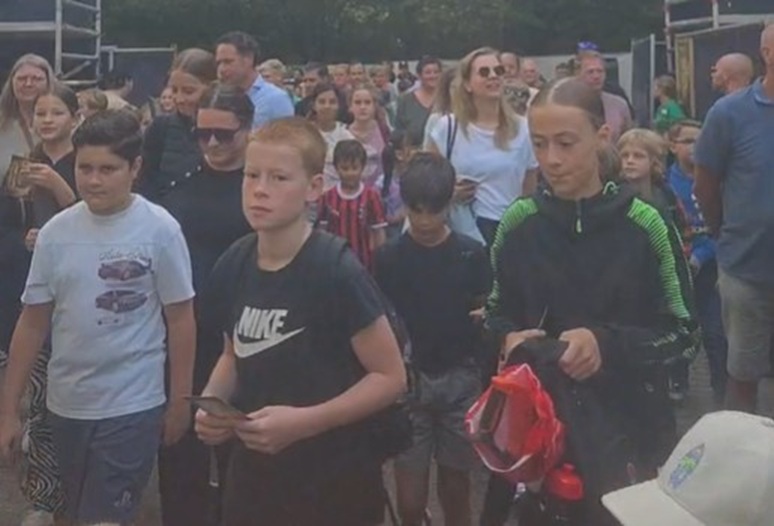 53e editie Huttenbouw Alphen officieel van start: kinderen bouwen eigen safaridorp
