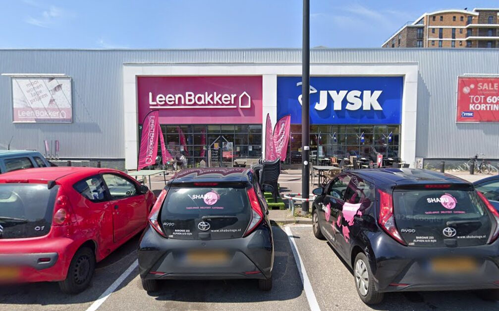 Winkel verdwijnt: Leen Bakker sluit deuren in Alphen