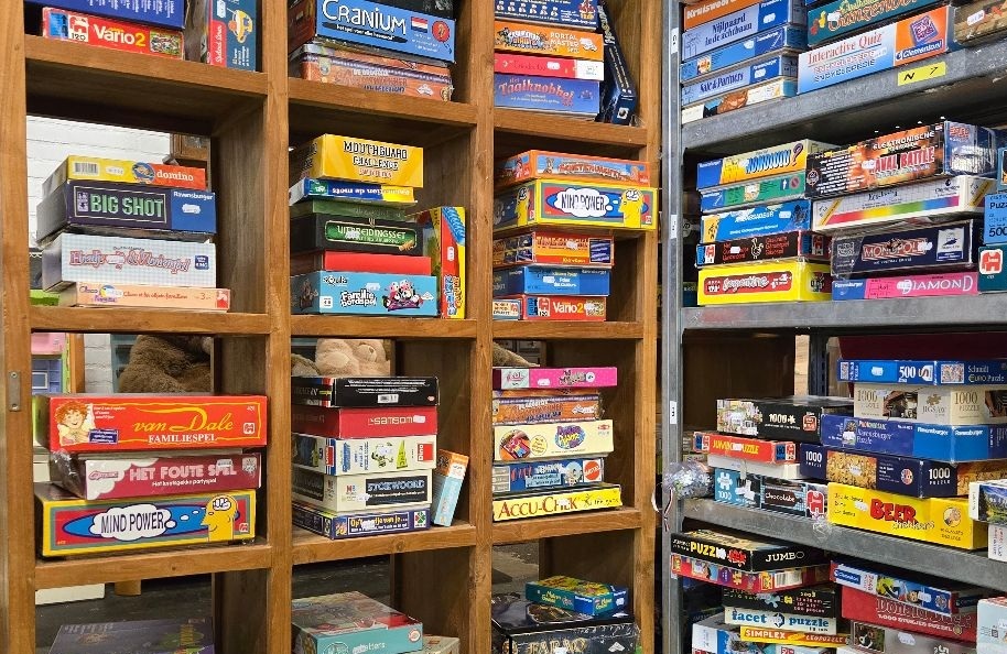 Spelletjesafdeling_Stichting_Kringloop_Alphen-1.jpg