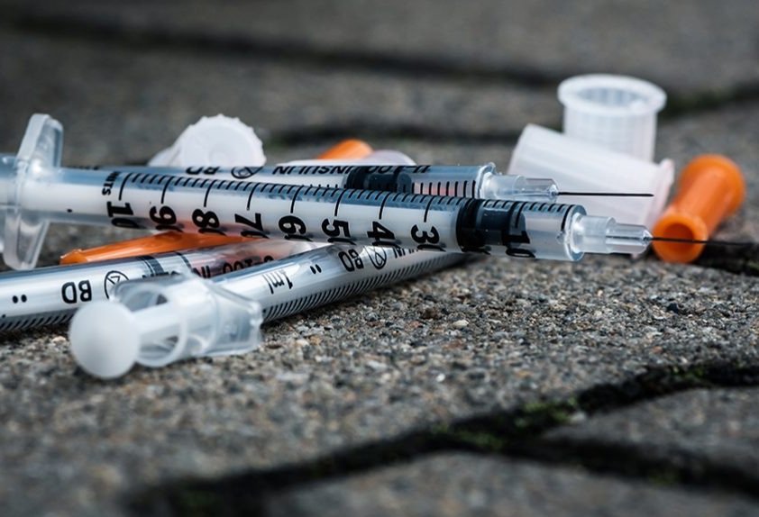 drugs-needles-1200x600.jpg