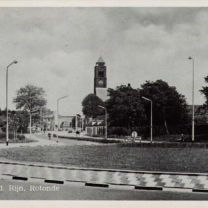 Alphen a.d. Rijn, Rotonde
Beschrijving: 
De oude rotonde op de Prins Bernhardlaan met re