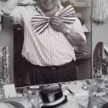Rinus overest werkte bij arie van de panne.