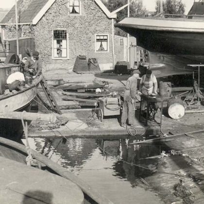 Scheepswerf Kempers aan de Hoorn foto is van 1959