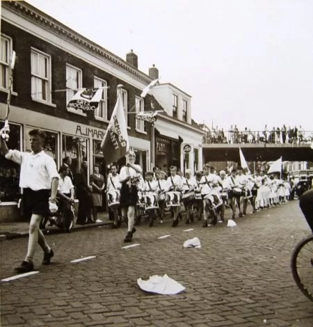 Avondvierdaagse 1963.