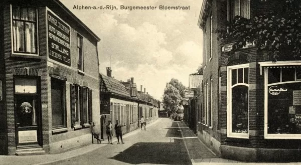 Burgermeester Bloemstraat, nu J.W.C. Bloemstraat.