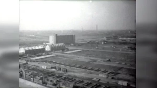 ×
Bouw Edelsteenbuurt rond 1966.
