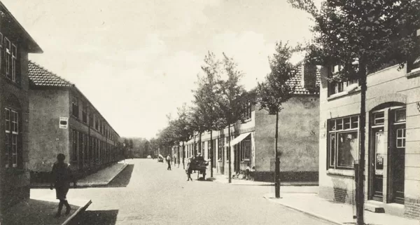 Kruispunt Grijpensteinstraat - De Ruyterstraat.