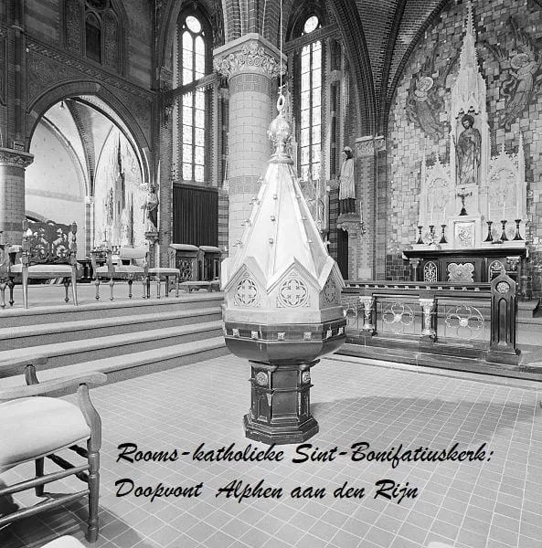 Doopfont van Sint Bonifaciuskerk.