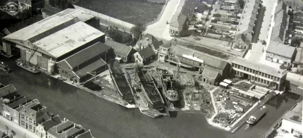 Scheepswerf De Vries Lentsch in de Emmalaan.