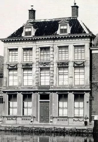 Rijn- en Pruisoord aan de Rijnkade ca 1940.