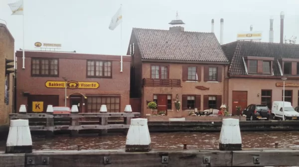 Bakkerij visser aan de s' molenaarsweg 2002.