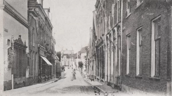 de Brugstraat nu Pieter Doelmanstraat.