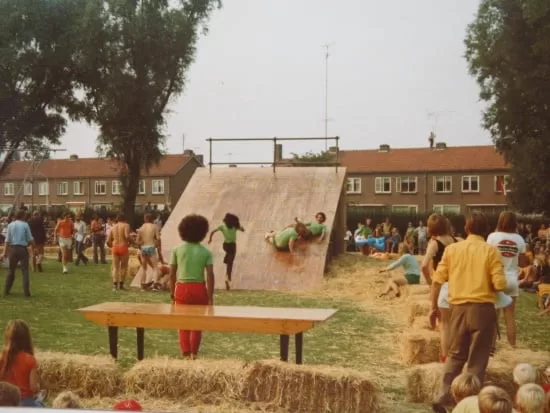 Zeskamp op Koninginnedag in 1973.