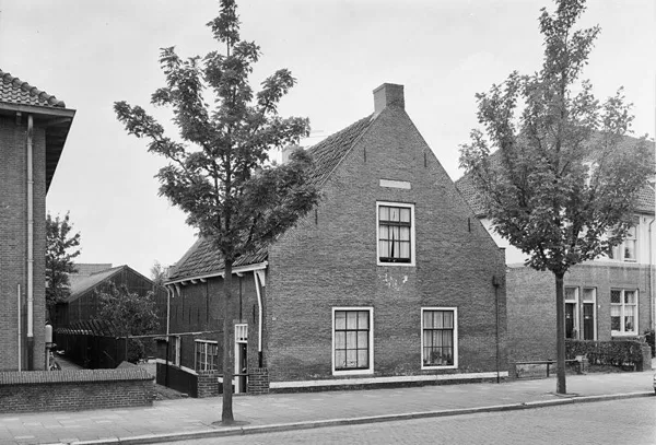 De Laatste Stuiver Wilhelminalaan.