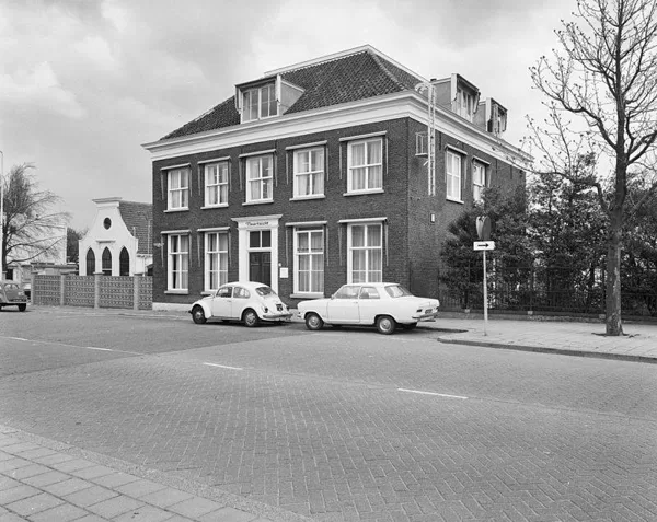 Vaartzicht Wilhelminalaan.