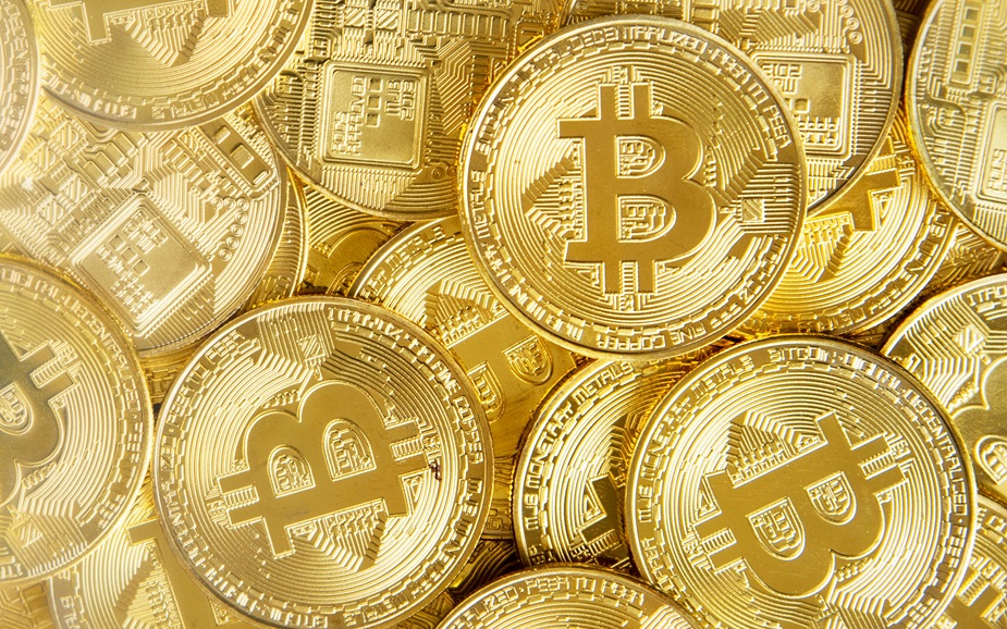 gouden-bitcoins-cryptocurrency-digitale-financien-geremixt.jpg
