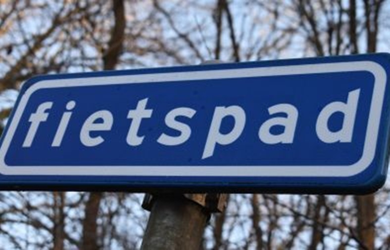 Fietspad Westgouweweg in Alphen aan den Rijn vrijdag tijdelijk afgesloten vanwege asbestopruiming