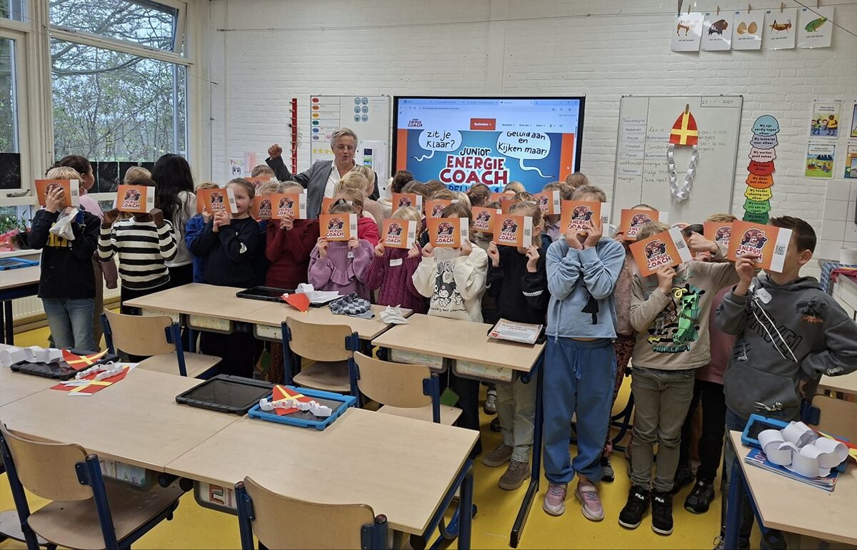 Ruim 180 leerlingen in Alphen aan den Rijn ontvangen diploma Junior Energiecoach